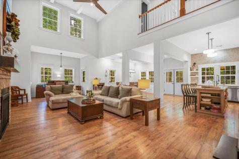 32 Middleton Oaks Road Charleston SC 29414