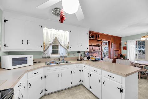702 E Erie Avenue Folly Beach SC 29439