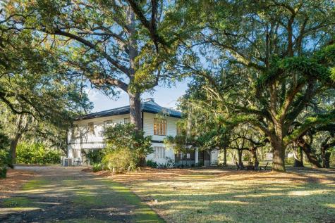 2545 N Hobson Avenue North Charleston SC 29405
