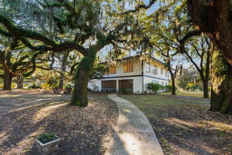 2545 N Hobson Avenue North Charleston SC 29405