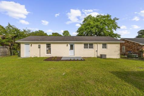 302 Gippy Drive Summerville SC 29486