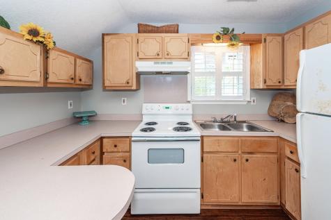2001 Baltusrol Court Summerville SC 29483