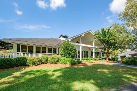 2001 Baltusrol Court Summerville SC 29483