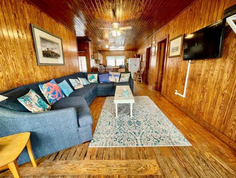 133 Palmetto Boulevard Edisto Beach SC 29438