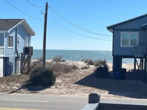 133 Palmetto Boulevard Edisto Beach SC 29438