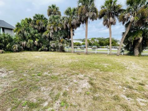 133 Palmetto Boulevard Edisto Beach SC 29438