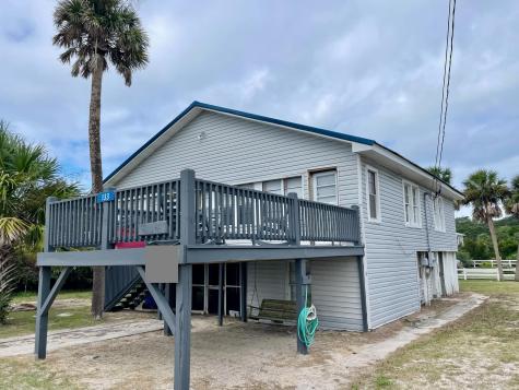 133 Palmetto Boulevard Edisto Beach SC 29438