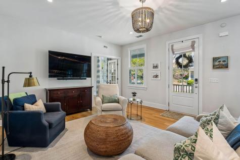 22 Pearl Avenue Mount Pleasant SC 29464