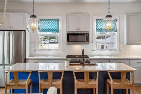 22 Pearl Avenue Mount Pleasant SC 29464