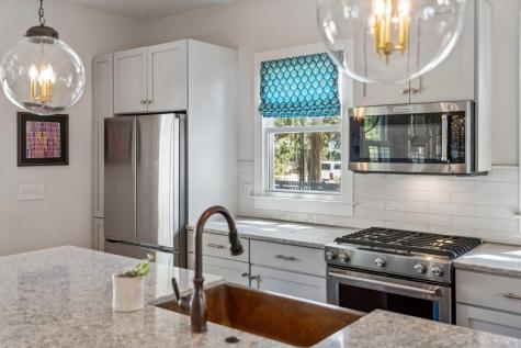 22 Pearl Avenue Mount Pleasant SC 29464