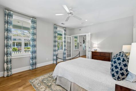 22 Pearl Avenue Mount Pleasant SC 29464