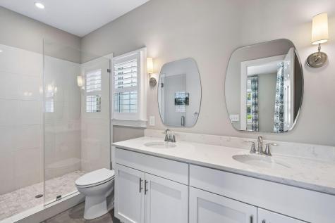 22 Pearl Avenue Mount Pleasant SC 29464