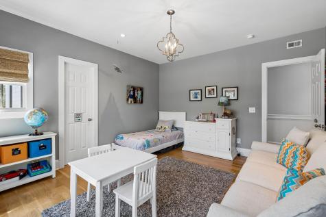 22 Pearl Avenue Mount Pleasant SC 29464