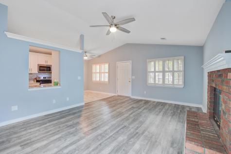335 Camelot Drive Goose Creek SC 29445