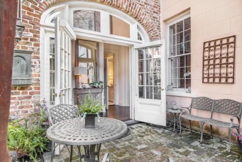 87 East Bay Street Charleston SC 29401