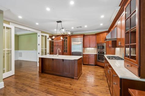 36 Prioleau Charleston SC 29401