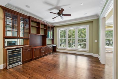 36 Prioleau Charleston SC 29401