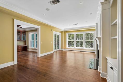 36 Prioleau Charleston SC 29401