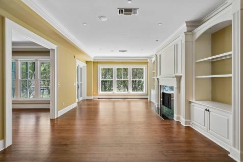 36 Prioleau Charleston SC 29401