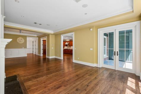 36 Prioleau Charleston SC 29401