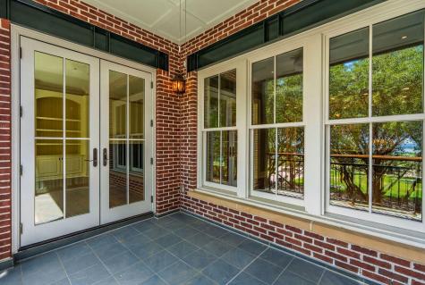 36 Prioleau Charleston SC 29401