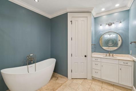 36 Prioleau Charleston SC 29401