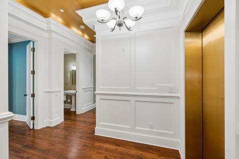 36 Prioleau Charleston SC 29401