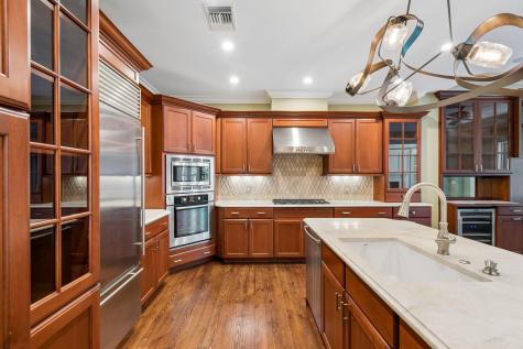 36 Prioleau Charleston SC 29401