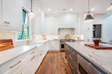 407 Royall Avenue Mount Pleasant SC 29464