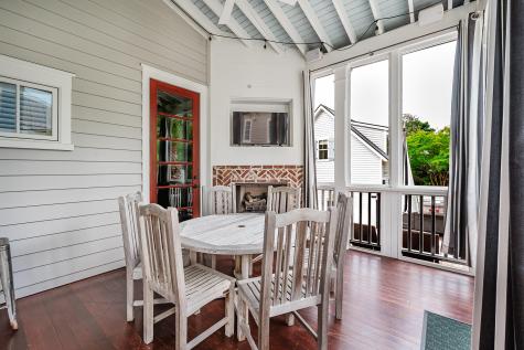 407 Royall Avenue Mount Pleasant SC 29464