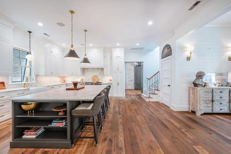 407 Royall Avenue Mount Pleasant SC 29464