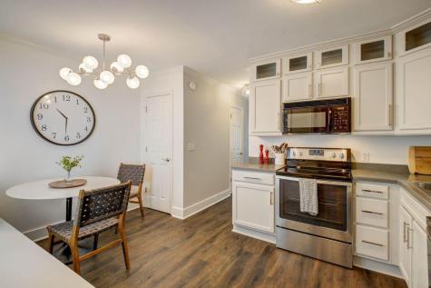 252 Howle Avenue Charleston SC 29412