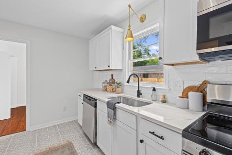 2708 Crestline Drive North Charleston SC 29405