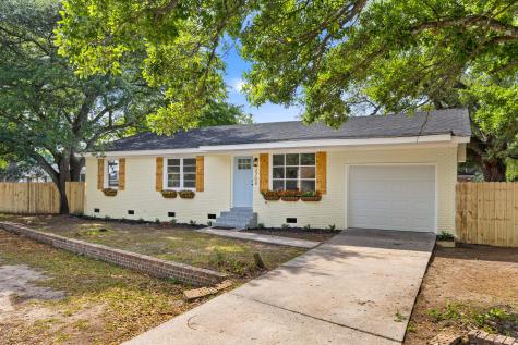 2708 Crestline Drive North Charleston SC 29405