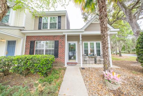 8106 Shadow Oak Drive North Charleston SC 29406