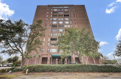 14 Lockwood Drive Charleston SC 29401