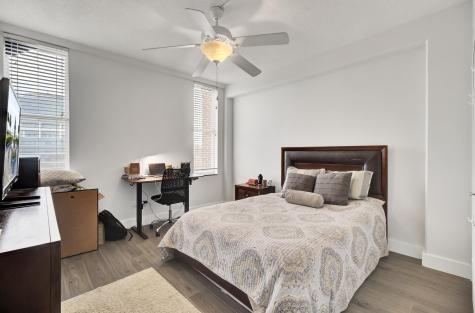 14 Lockwood Drive Charleston SC 29401
