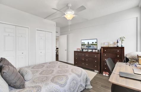 14 Lockwood Drive Charleston SC 29401
