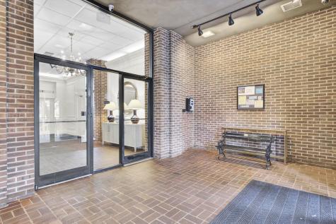 14 Lockwood Drive Charleston SC 29401
