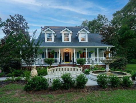 6949 Maybank Highway Wadmalaw Island SC 29487