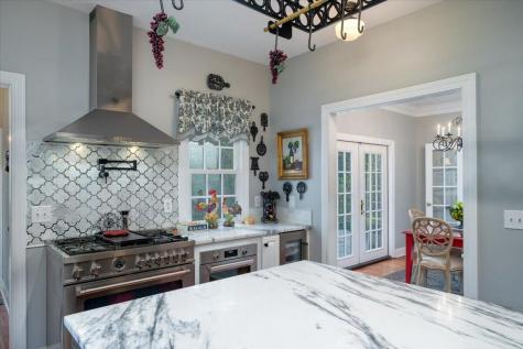 6949 Maybank Highway Wadmalaw Island SC 29487