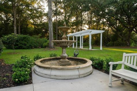 6949 Maybank Highway Wadmalaw Island SC 29487