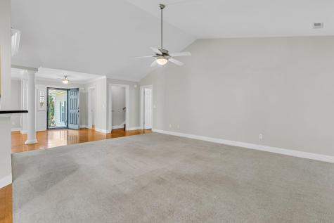 8618 Woodland Walk North Charleston SC 29420