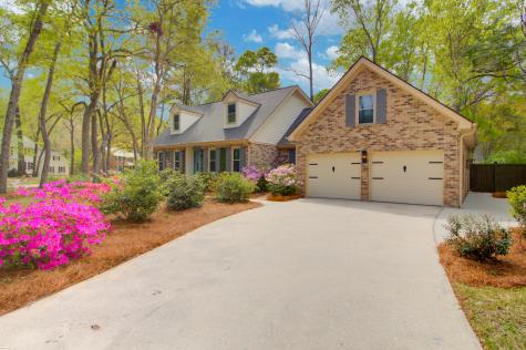 101 Huckleberry Lane Summerville SC 29485