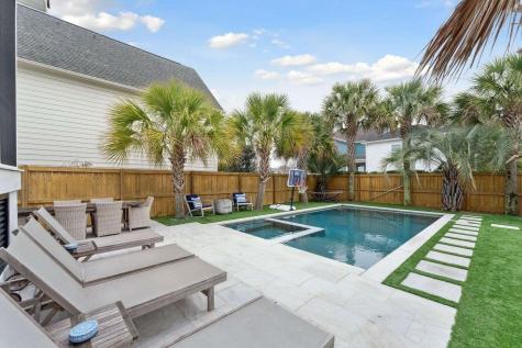 2526 Daniel Island Drive Daniel Island SC 29492