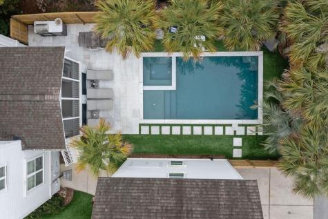 2526 Daniel Island Drive Daniel Island SC 29492