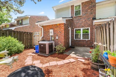 1057 Hunters Trace Mount Pleasant SC 29464