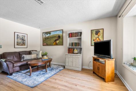 1057 Hunters Trace Mount Pleasant SC 29464