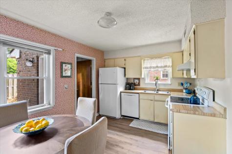 1057 Hunters Trace Mount Pleasant SC 29464