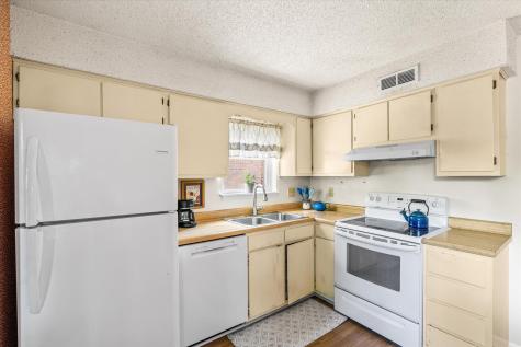 1057 Hunters Trace Mount Pleasant SC 29464